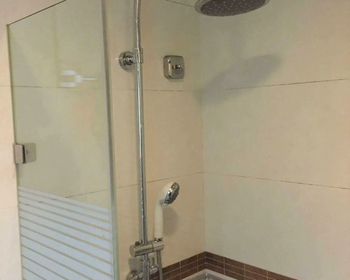 Pop Inn Mong Kok Hong Kong Hotel